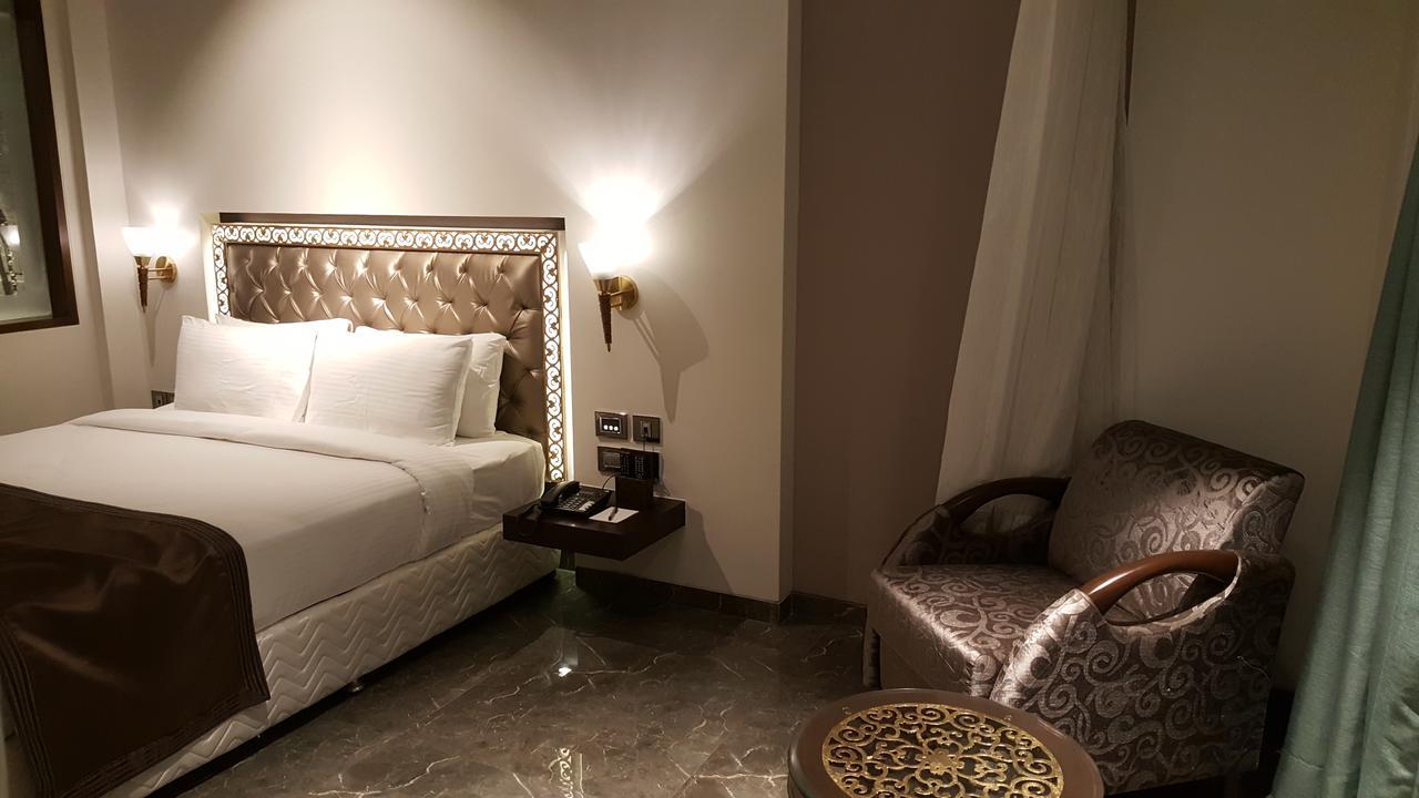 Hotel Peninsula Redpine Bombay Eksteriør billede