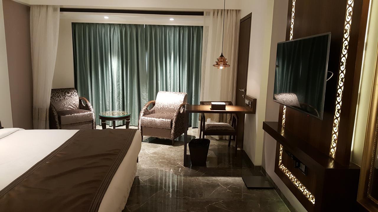 Hotel Peninsula Redpine Bombay Eksteriør billede