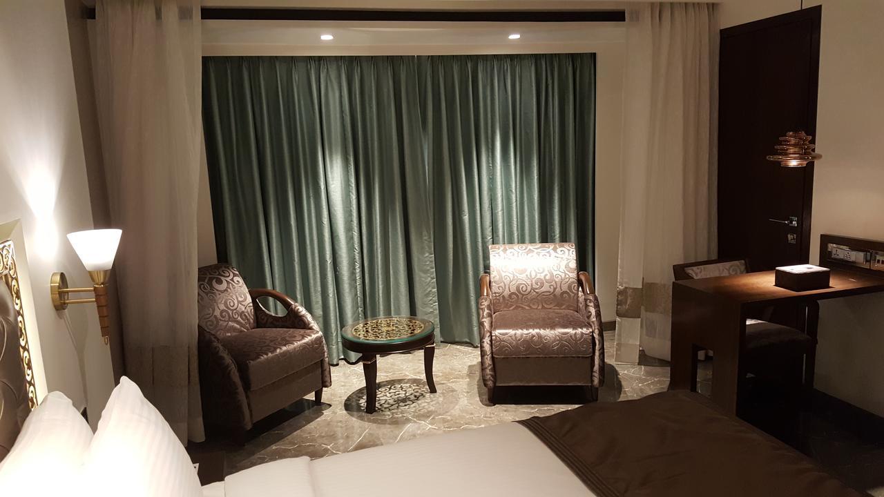Hotel Peninsula Redpine Bombay Eksteriør billede