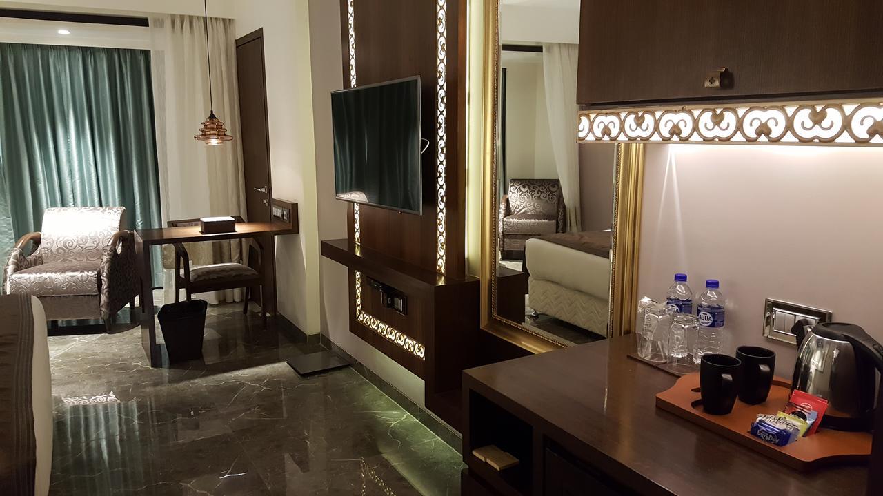 Hotel Peninsula Redpine Bombay Eksteriør billede
