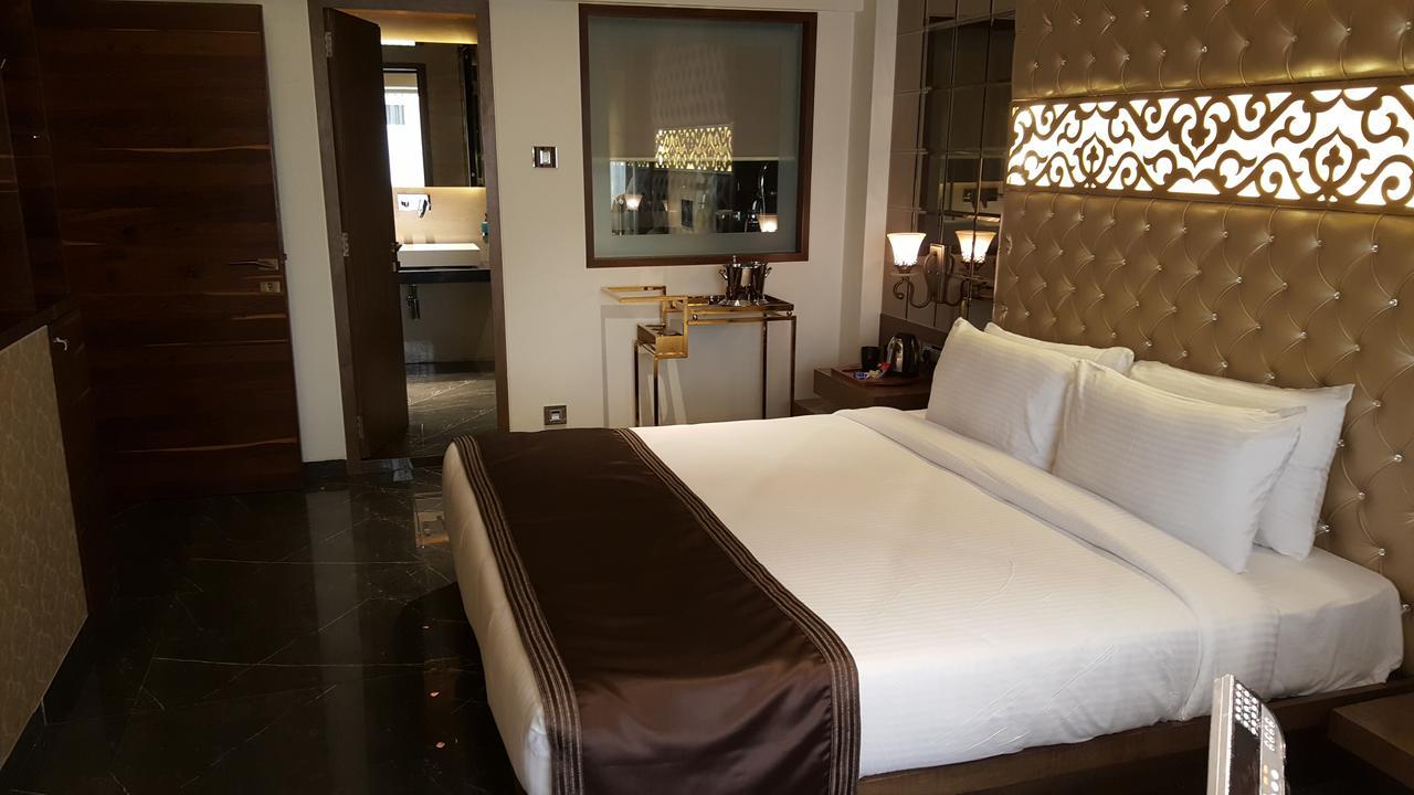 Hotel Peninsula Redpine Bombay Eksteriør billede